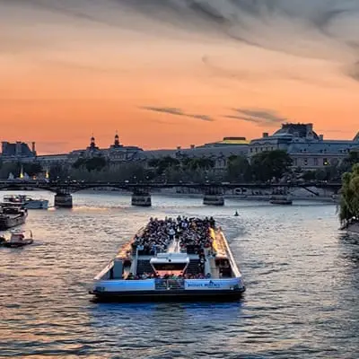 SEINE RIVER CRUISE