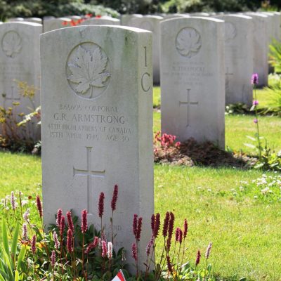 Holten,,The,Netherlands,,Europe,-,May,5th,2014:,Gravestones,At