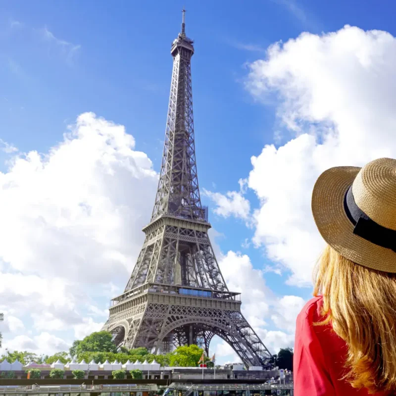 IMAGE_E_EiffelTower